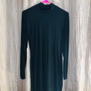 Black long sleeve dress